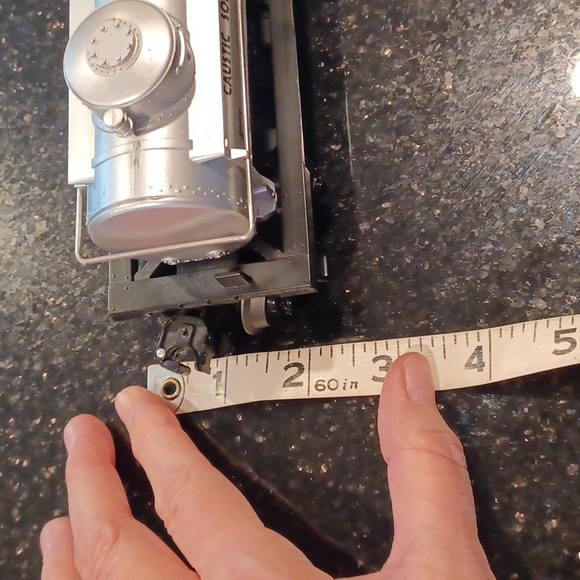 Lionel Box Car Trains Set of 2 - Picture 14 of 14